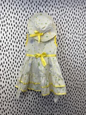 VTG 50s smock Style white and yellow toddler Dress floral and matching hat NWT